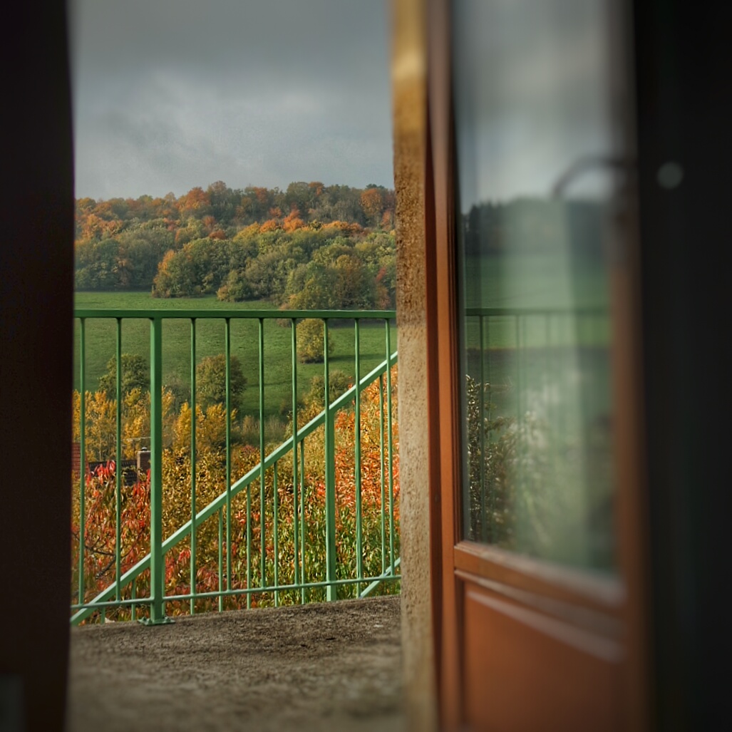 terrasse gîte La Coquelourde, Trouhaut, Bourgogne